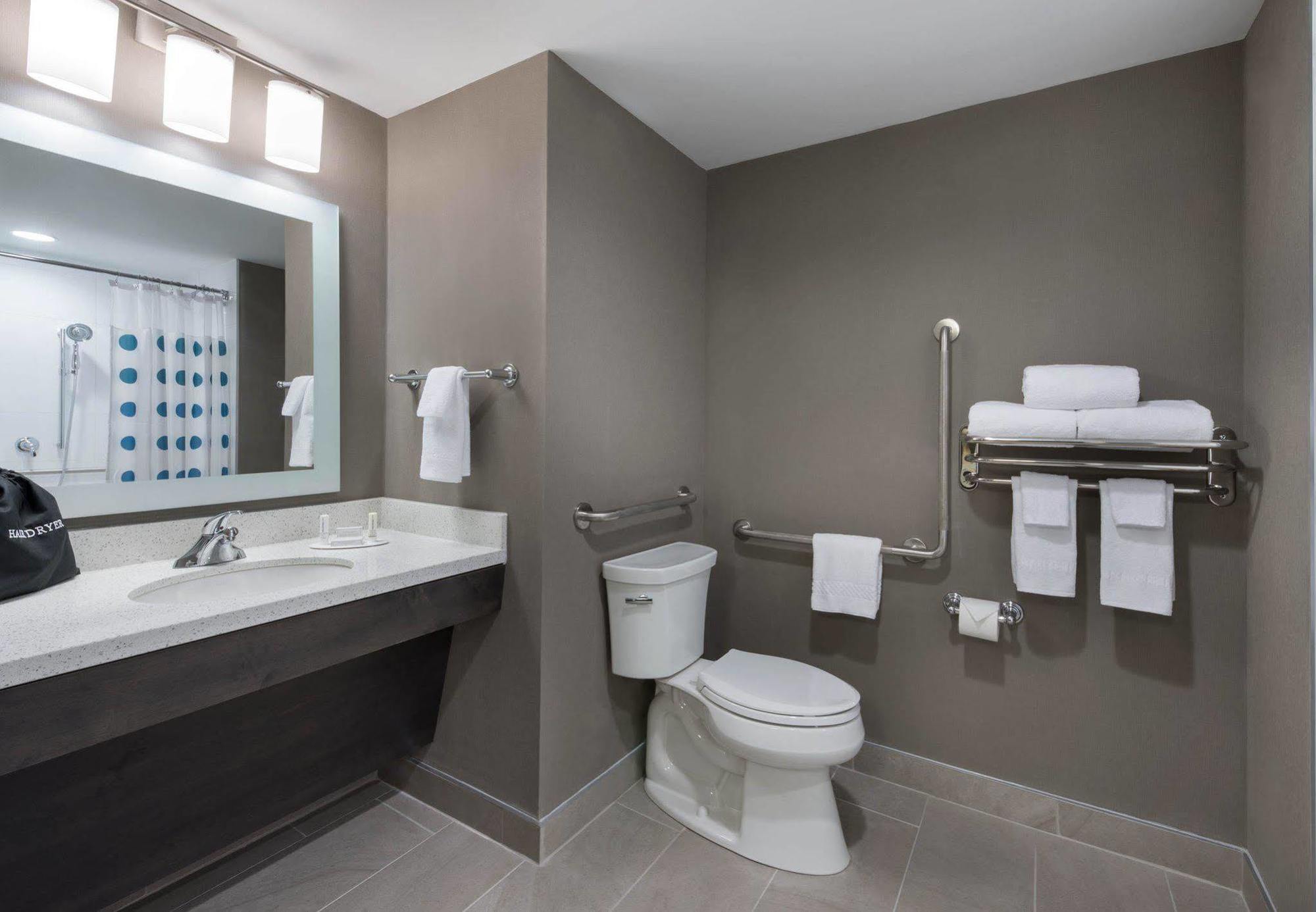 Towneplace Suites By Marriott Ottawa Kanata Exterior foto